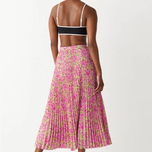 & Other Stories Pink Floral Pleated Midi Skirt - Picture 4 of 10